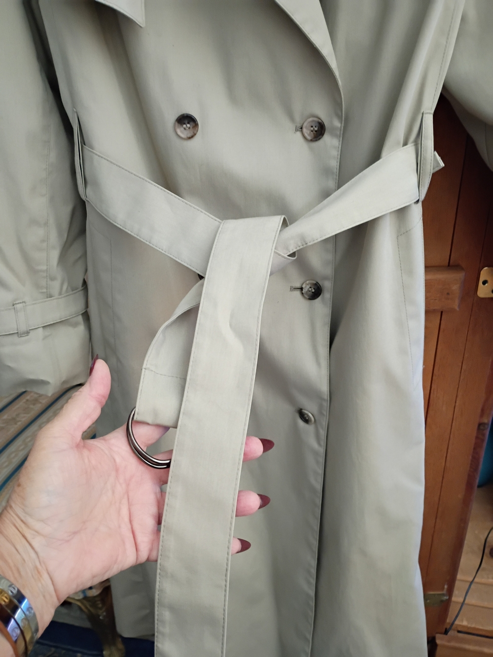 London Fog Never Worn Khaki Trench Coat - Picture 4 of 8